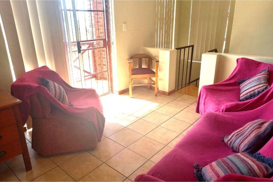 To Let 1 Bedroom Property for Rent in Middedorp Western Cape